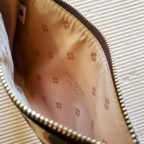 EUC Kate Spade Animal / Leopard Pouch - Picture 3 of 3